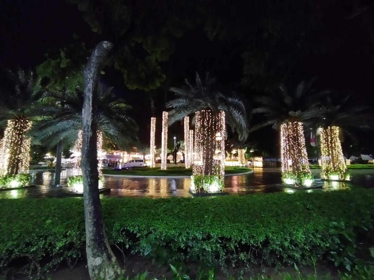 Mactan Newtown Seaview Condo By Fjcivo Lapu-Lapu City Exterior foto
